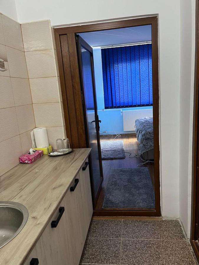Mehtup Srl Appartement Piteşti Buitenkant foto